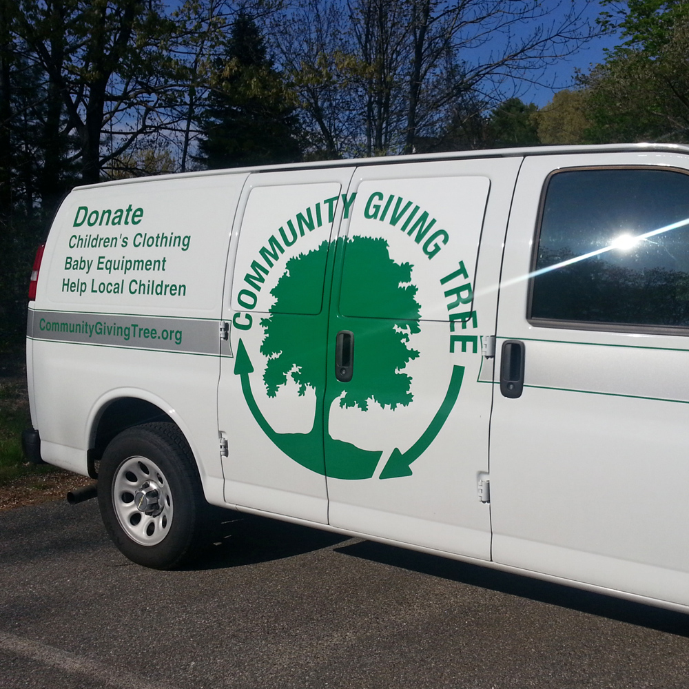Community Giving Tree logo